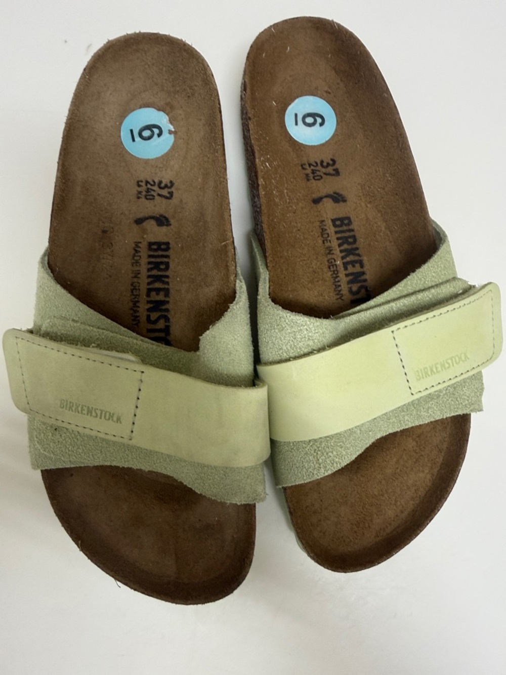 NWOT Birkenstock Oita Pale Green Suede Adjustable Slide Sandals